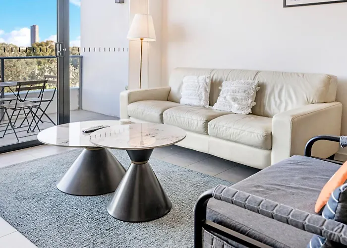 Homebush 3 Bedroom Apt Close To Olympic Park